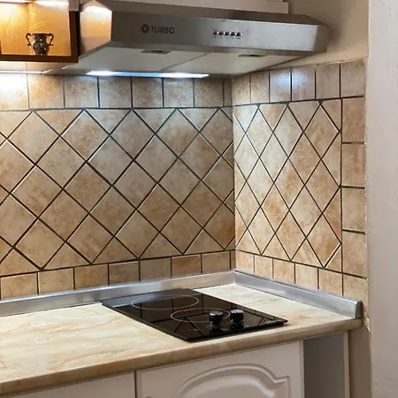 Lucas 2 公寓 地拉那